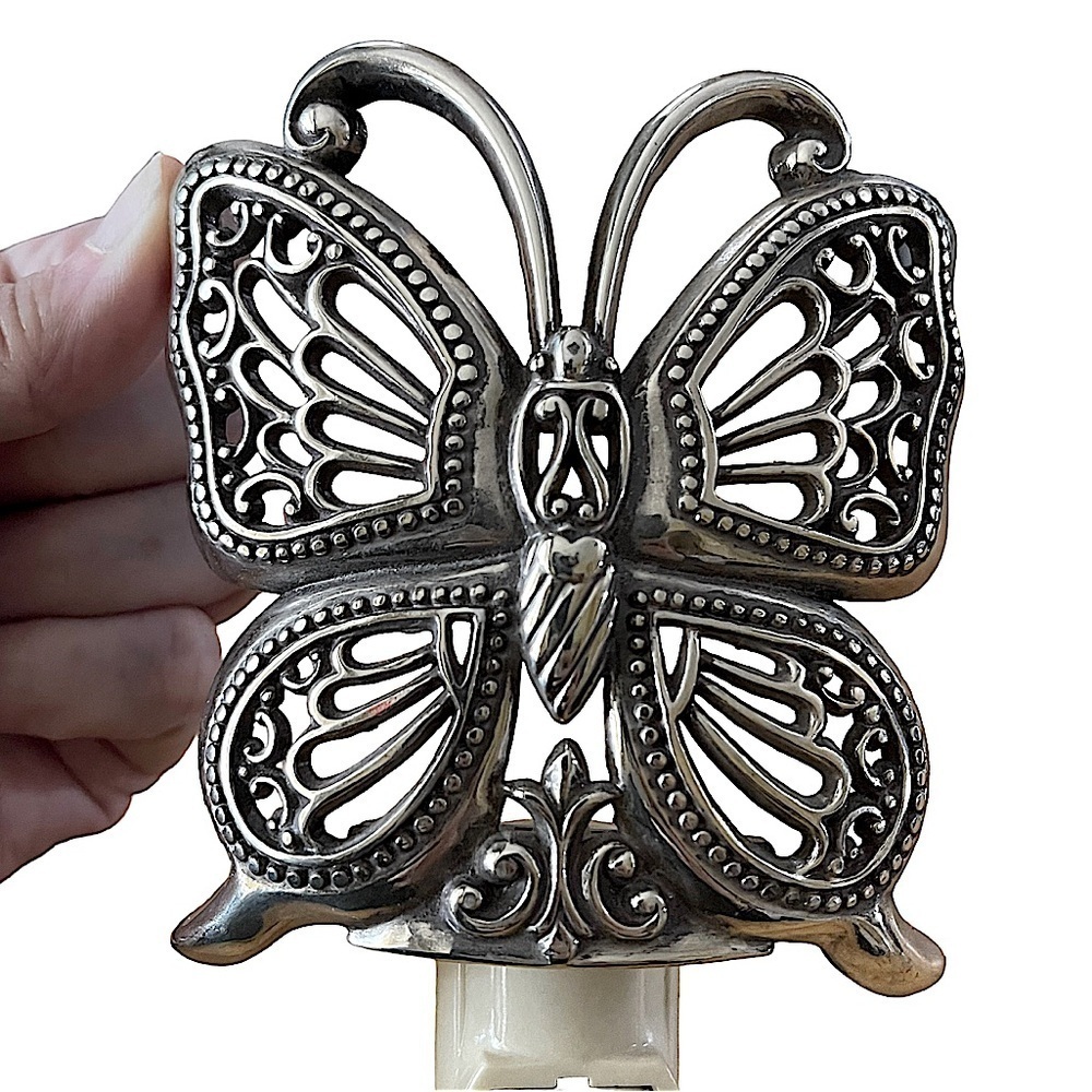 Brighton Silver Tone "Fly By Night" Butterfly Nightlight With Toggle Switch - Picture 7 of 9